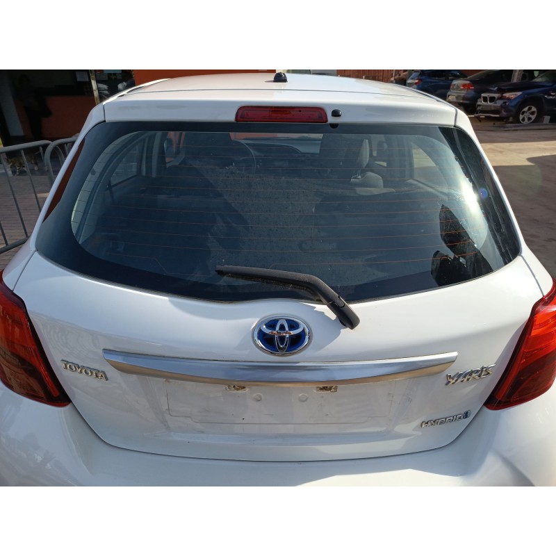 Recambio de porton trasero para toyota yaris (_p13_) 1.5 hybrid (nhp130_) referencia OEM IAM   