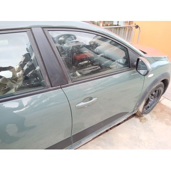 Recambio de puerta delantera derecha para dacia sandero iii 1.0 tce 90 referencia OEM IAM   