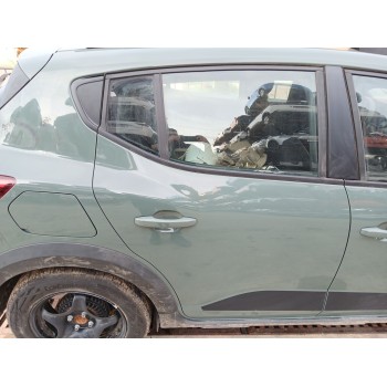 Recambio de puerta trasera derecha para dacia sandero iii 1.0 tce 90 referencia OEM IAM   