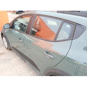 Recambio de puerta trasera izquierda para dacia sandero iii 1.0 tce 90 referencia OEM IAM   