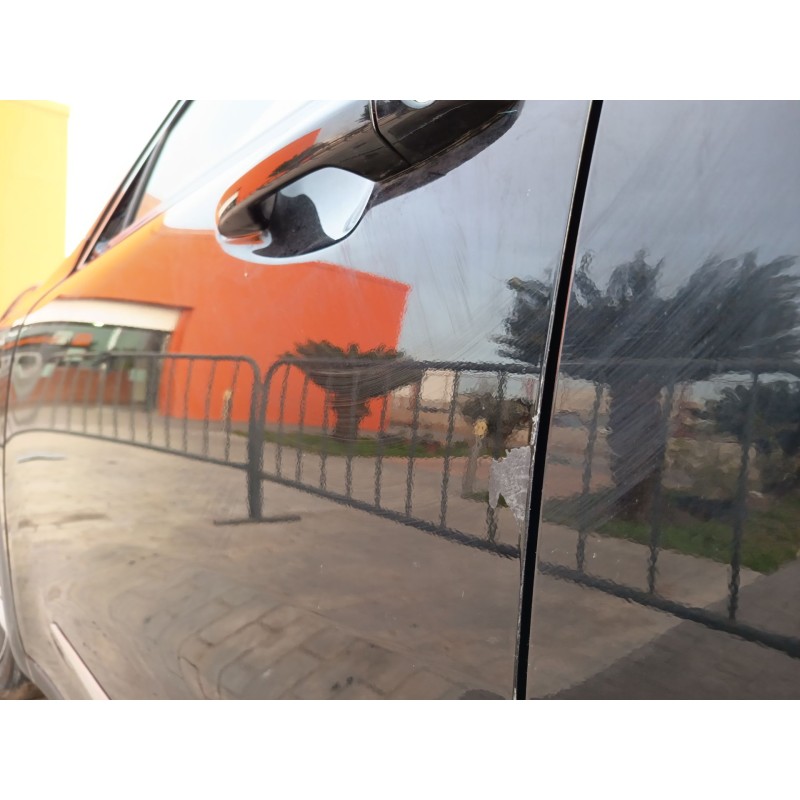 PUERTA DELANTERA IZQUIERDA