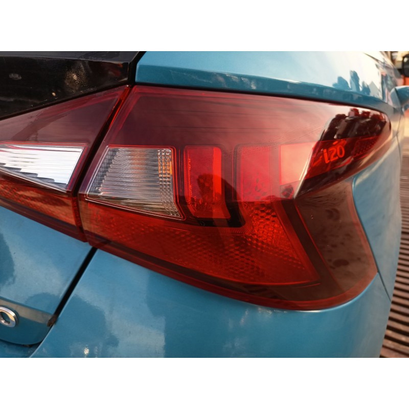 PILOTO TRASERO DERECHO