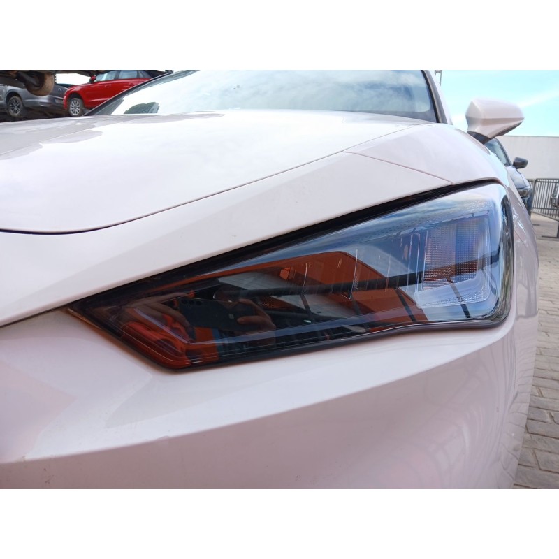 Recambio de faro izquierdo para seat leon sportstourer (kl8, kld) 1.0 tsi referencia OEM IAM 5FB941773A  