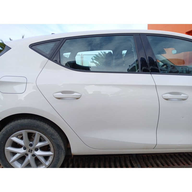 Recambio de puerta trasera derecha para seat leon sportstourer (kl8, kld) 1.0 tsi referencia OEM IAM 5FA833052B  