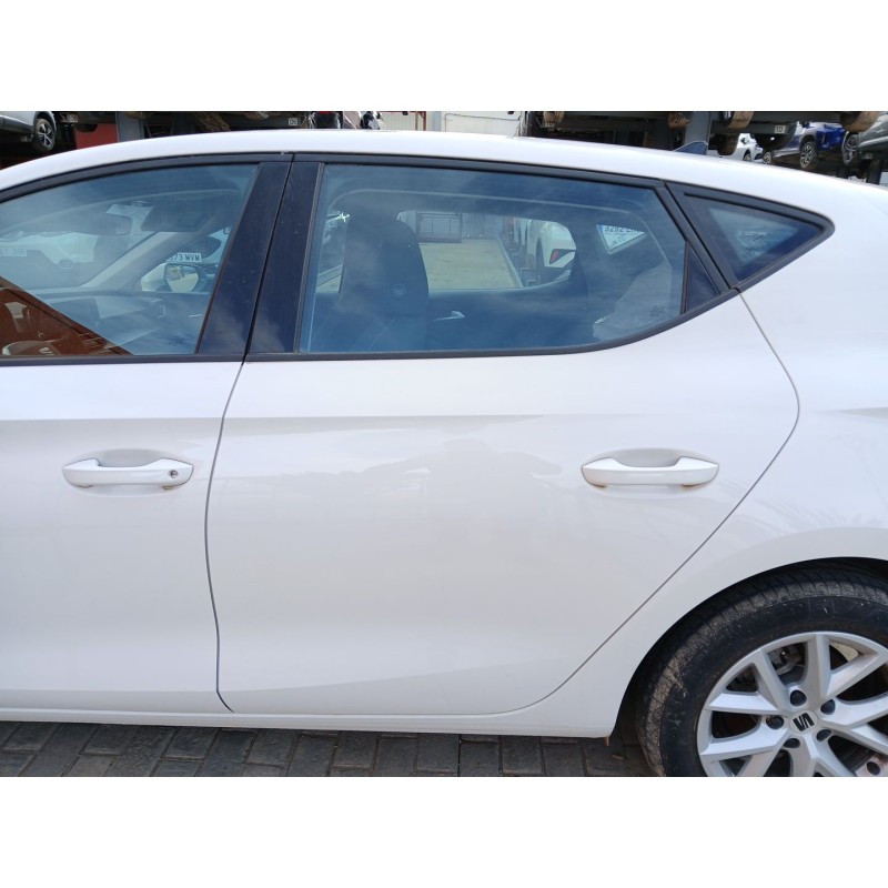 Recambio de puerta trasera izquierda para seat leon sportstourer (kl8, kld) 1.0 tsi referencia OEM IAM 5FA833051B  