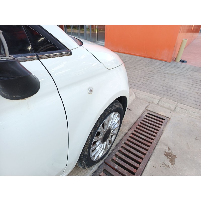 ALETA DELANTERA DERECHA