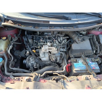 toyota auris (_e15_) del año 2009