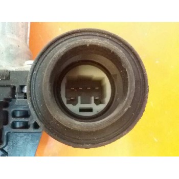 Recambio de elevalunas trasero izquierdo para toyota prius (nhw20) executive referencia OEM IAM 6980252070  