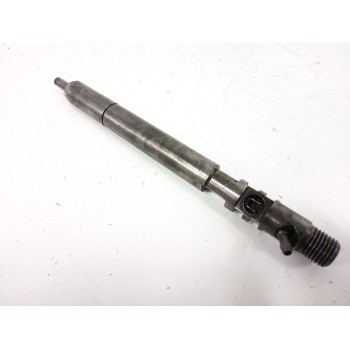 Recambio de inyector para ssangyong rodius xdi referencia OEM IAM A6650170121  