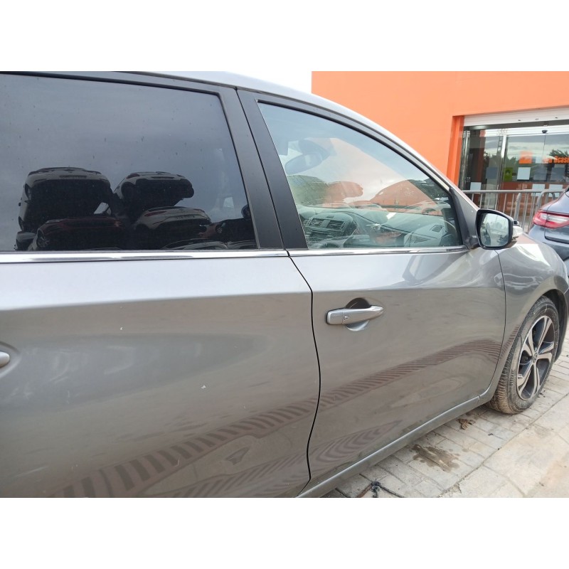 PUERTA DELANTERA DERECHA