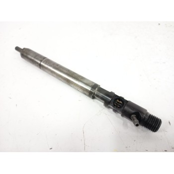 Recambio de inyector para ssangyong rodius xdi referencia OEM IAM A6650170121  