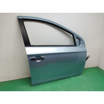Recambio de puerta delantera derecha para hyundai i20 1.4 crdi cat referencia OEM IAM  NECESITA REPARACION 