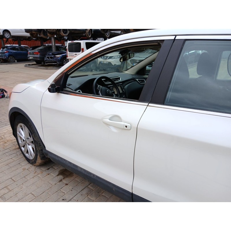 PUERTA DELANTERA IZQUIERDA