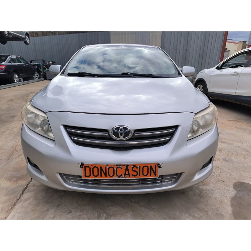 TOYOTA COROLLA SEDÁN (_E15_)