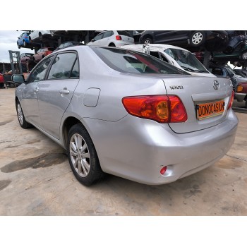 toyota corolla sedán (_e15_) del año 2007