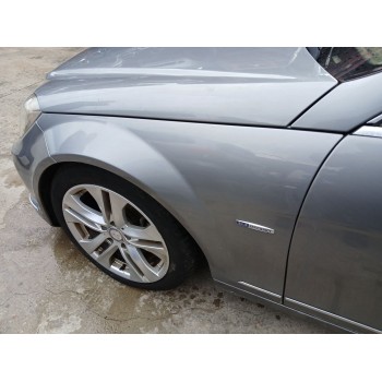 Recambio de aleta delantera izquierda para mercedes-benz clase c (w204) c 200 cdi (204.007, 204.006) referencia OEM IAM   