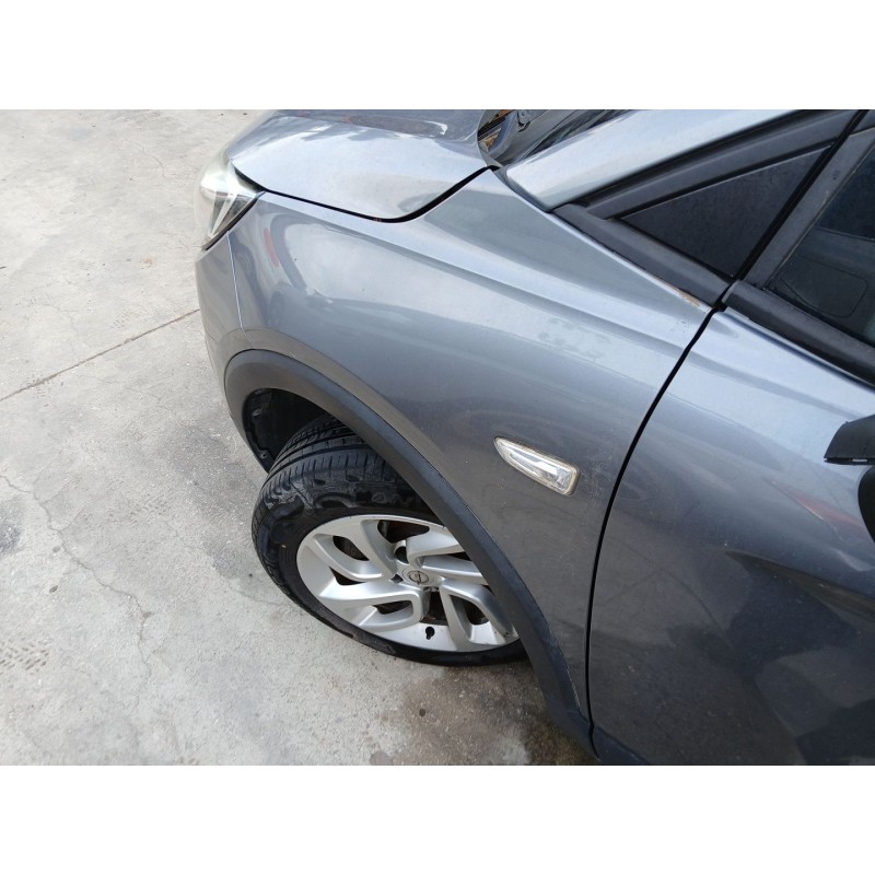 ALETA DELANTERA IZQUIERDA