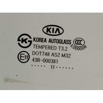 Recambio de luna trasera derecha para kia sorento 2.0 crdi referencia OEM IAM   