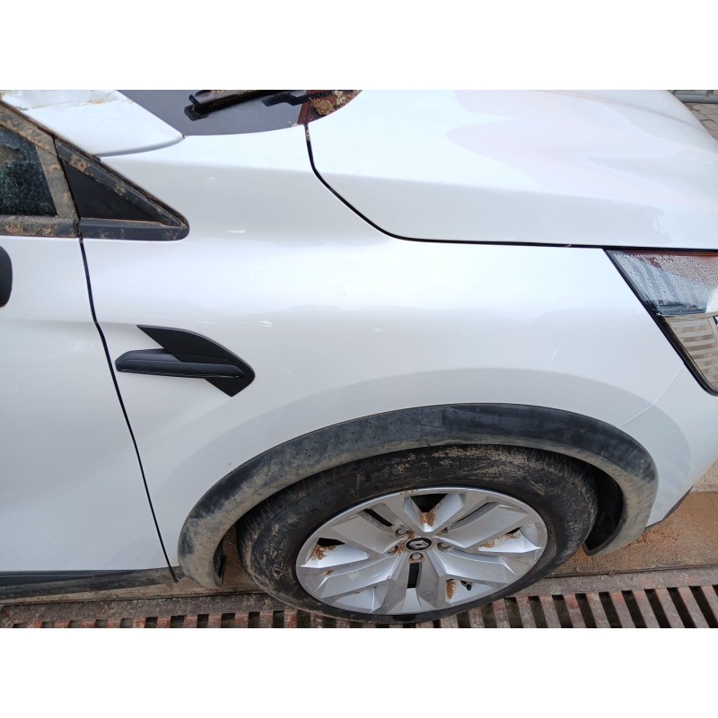 Recambio de aleta delantera derecha para renault captur ii (hf_) e-tech 160 referencia OEM IAM   