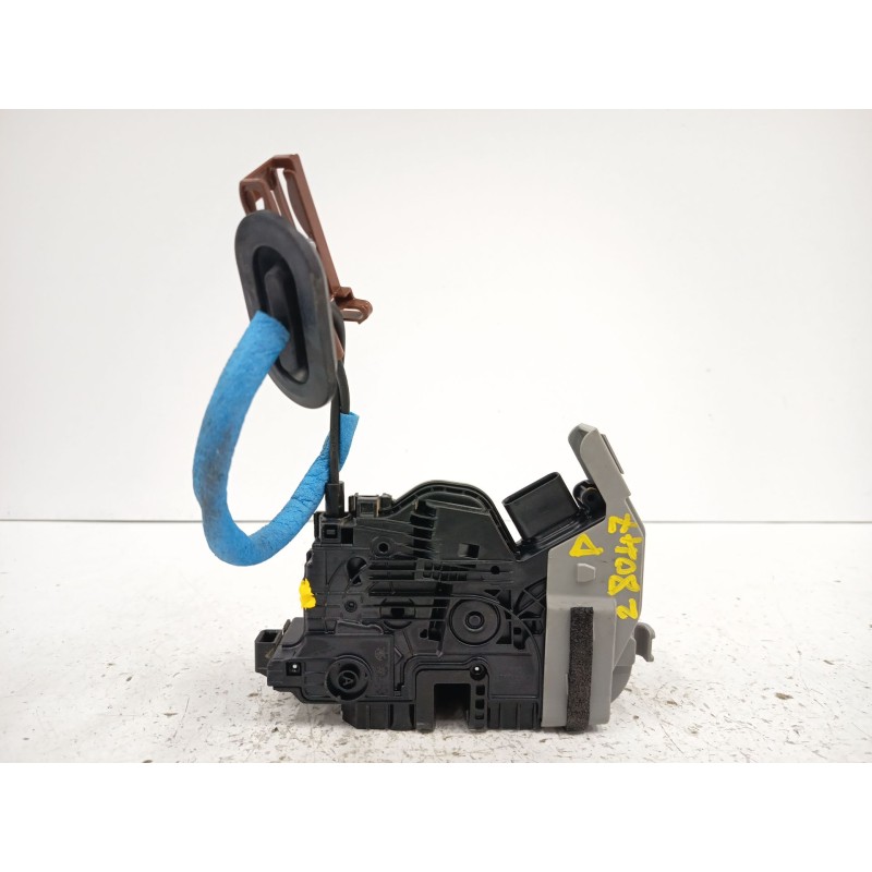 CERRADURA PUERTA DELANTERA DERECHA