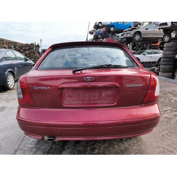 daewoo nubira (j100) del año 2001