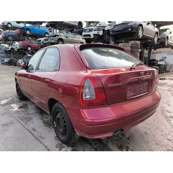 daewoo nubira (j100) del año 2001