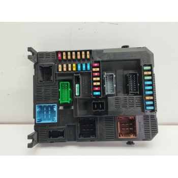 CAJA RELES / FUSIBLES 9819849680 