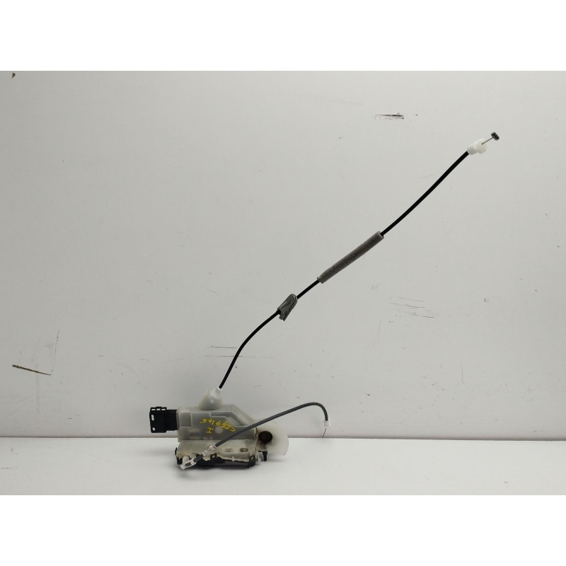 Recambio de cerradura puerta delantera izquierda para peugeot 301 1.6 vti 115 cambio manual 5 velocidades referencia OEM IAM   