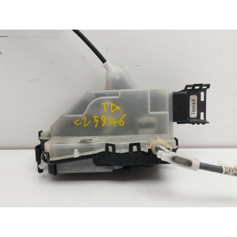 CERRADURA PUERTA TRASERA DERECHA