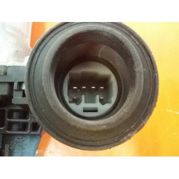 Recambio de elevalunas delantero izquierdo para toyota prius (nhw20) executive referencia OEM IAM 6980252070  