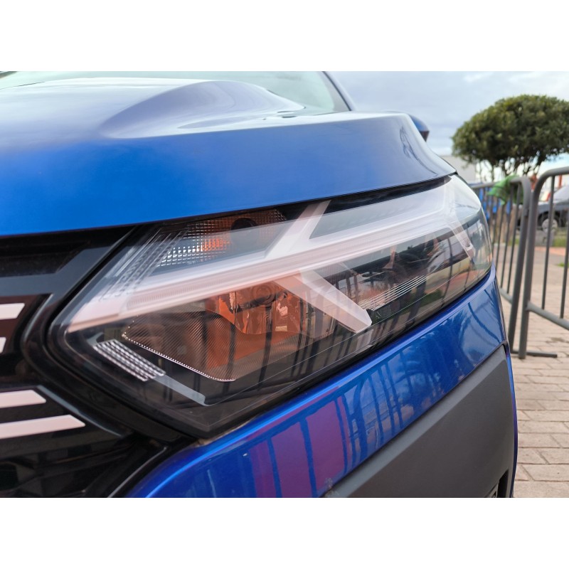 Recambio de faro izquierdo para dacia sandero iii 1.0 sce 65 referencia OEM IAM   