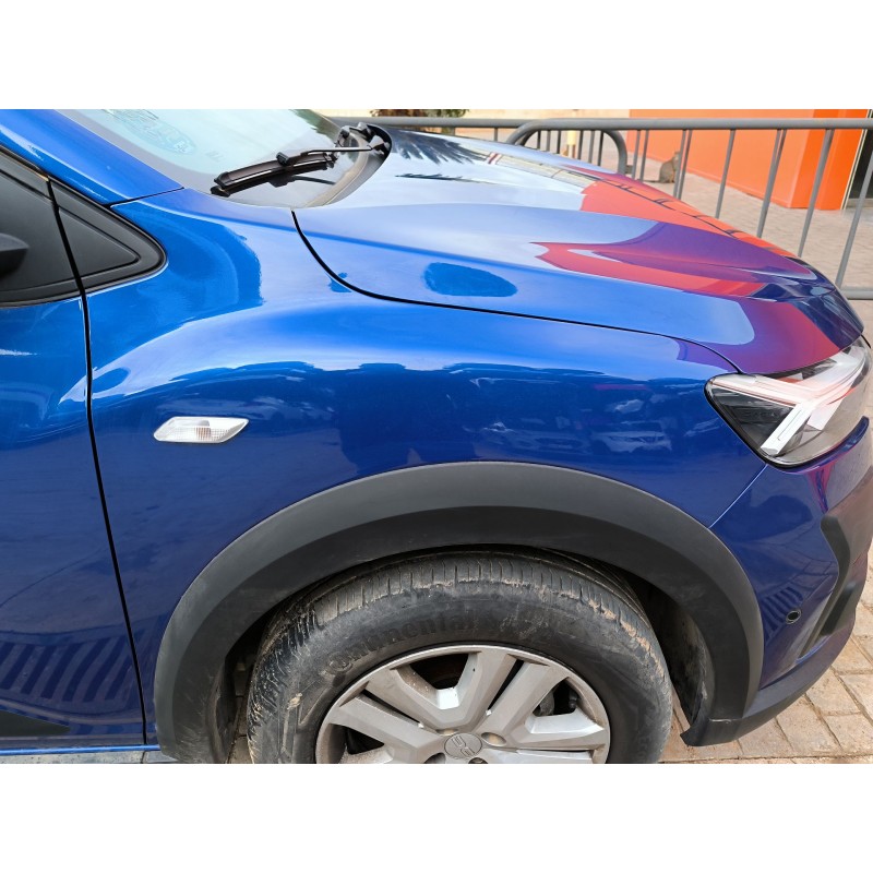 Recambio de aleta delantera derecha para dacia sandero iii 1.0 sce 65 referencia OEM IAM   