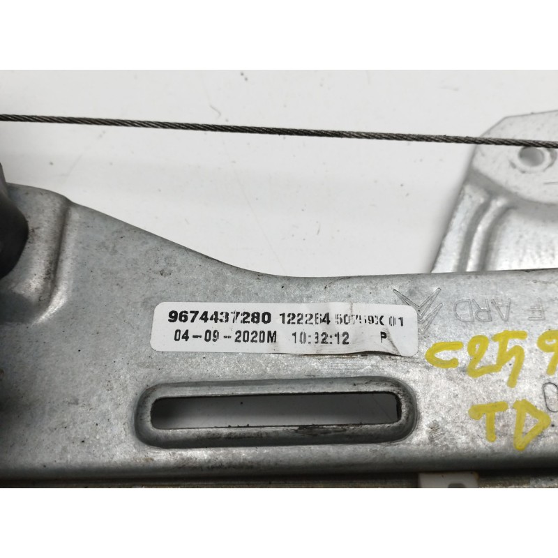 ELEVALUNAS TRASERO DERECHO JUEGO