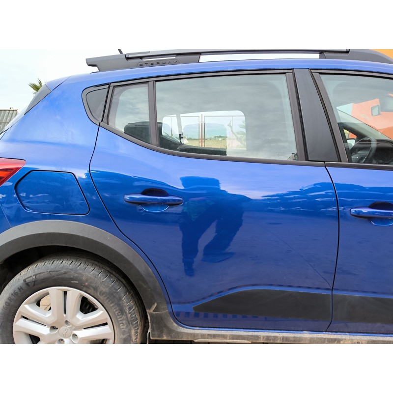 Recambio de puerta trasera derecha para dacia sandero iii 1.0 sce 65 referencia OEM IAM   
