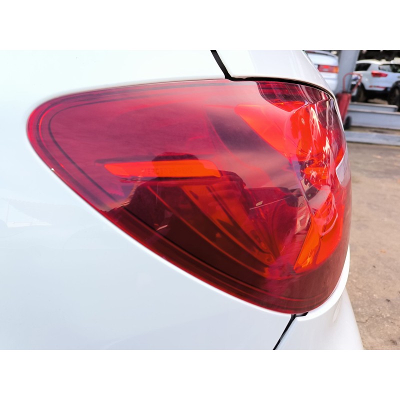 PILOTO TRASERO IZQUIERDO