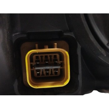 Recambio de faro izquierdo para chevrolet captiva 2.0 diesel cat referencia OEM IAM 96626973 PARA PULIR OBSERVAR FOTO