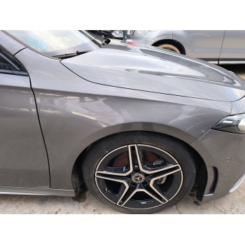 Recambio de aleta delantera derecha para mercedes-benz clase a (w177) a 200 d (177.012) referencia OEM IAM   