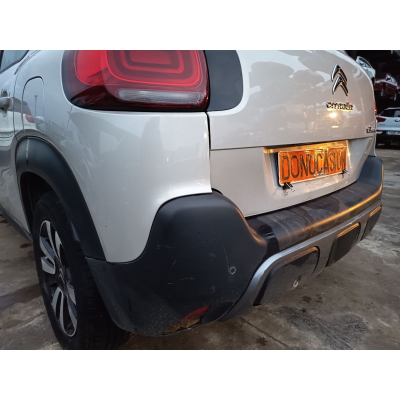 PARAGOLPES TRASERO