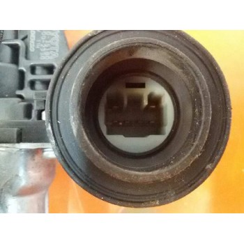 Recambio de elevalunas delantero derecho para toyota prius (nhw20) executive referencia OEM IAM 6980152070  