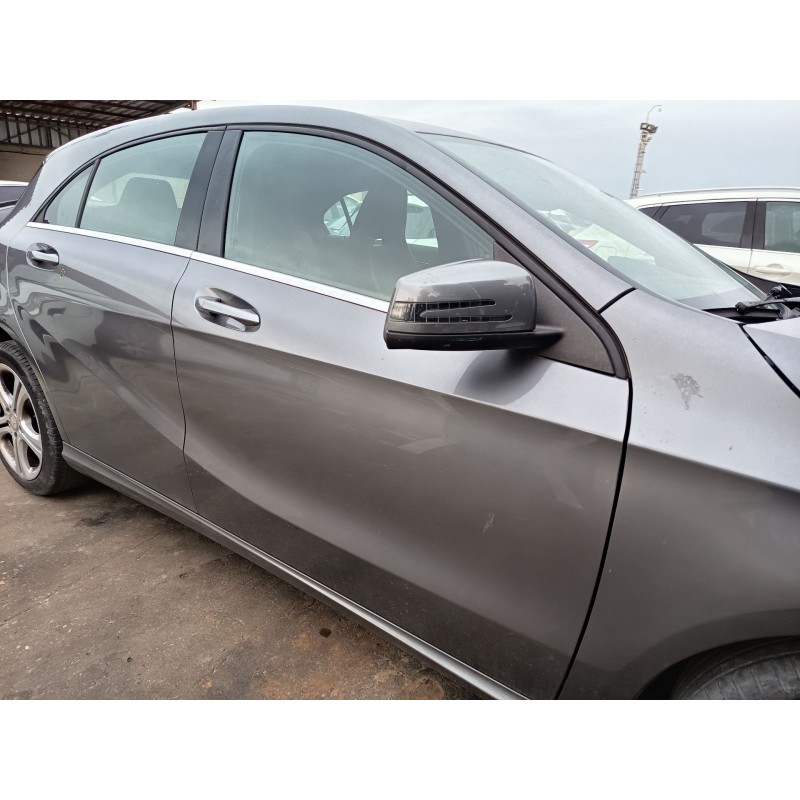 PUERTA DELANTERA DERECHA