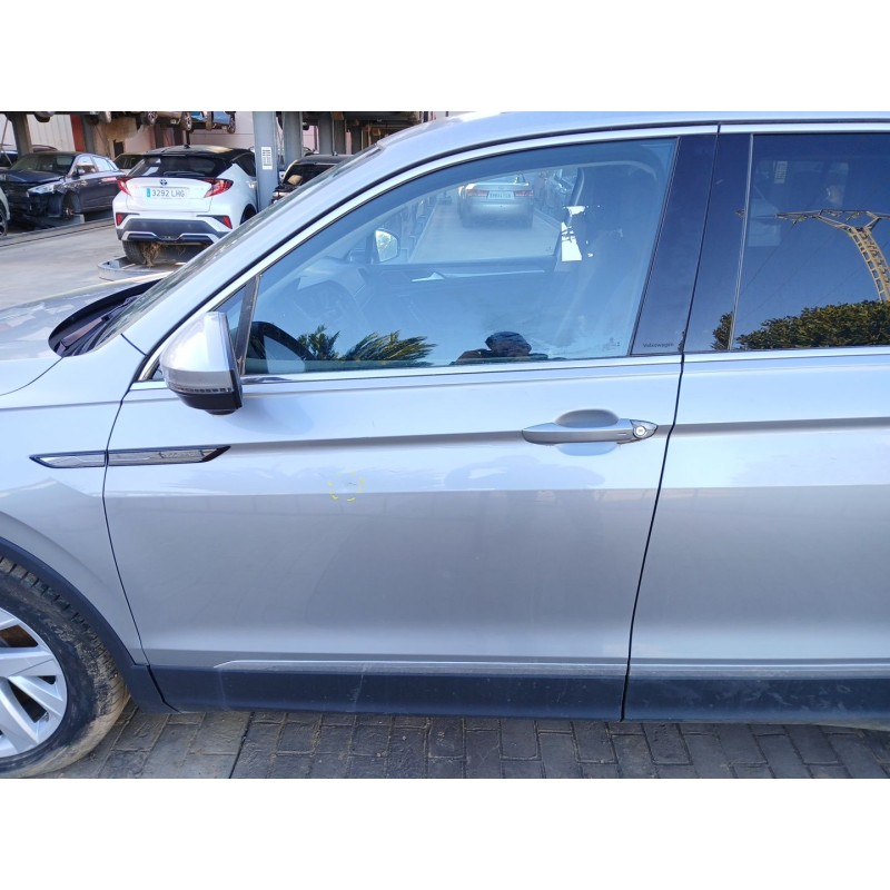 Recambio de puerta delantera izquierda para volkswagen tiguan (ad1, ax1) 1.5 tsi referencia OEM IAM   