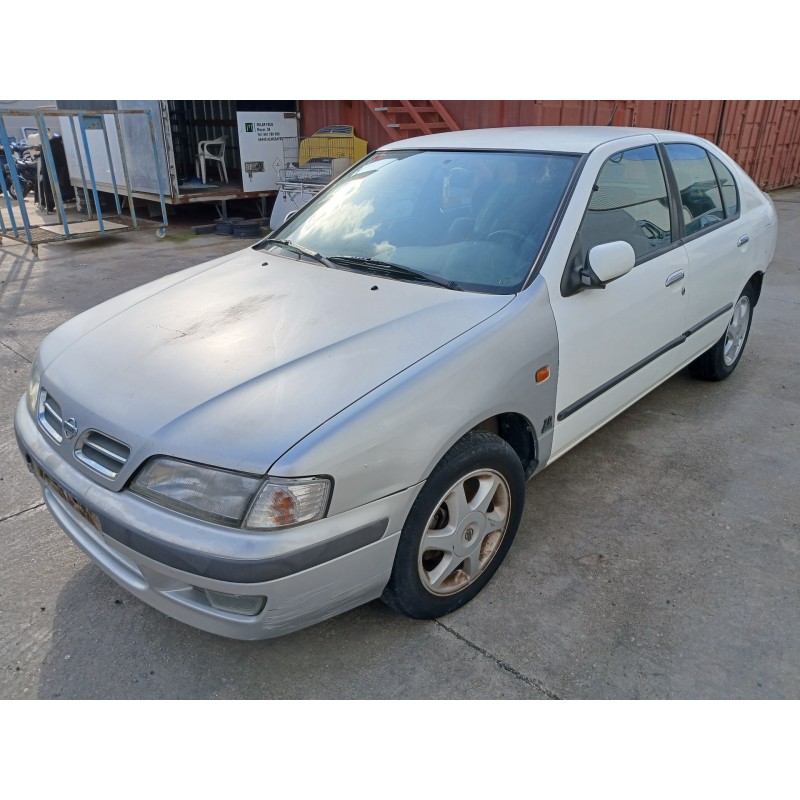 nissan primera (p11) del año 1999