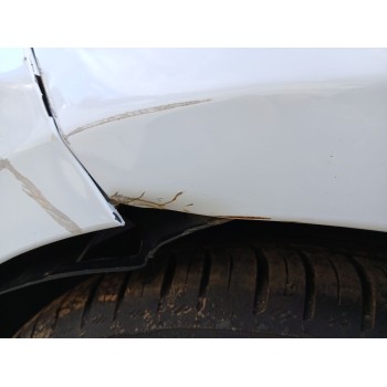 Recambio de aleta delantera izquierda para kia ceed (cd) 1.4 referencia OEM IAM   