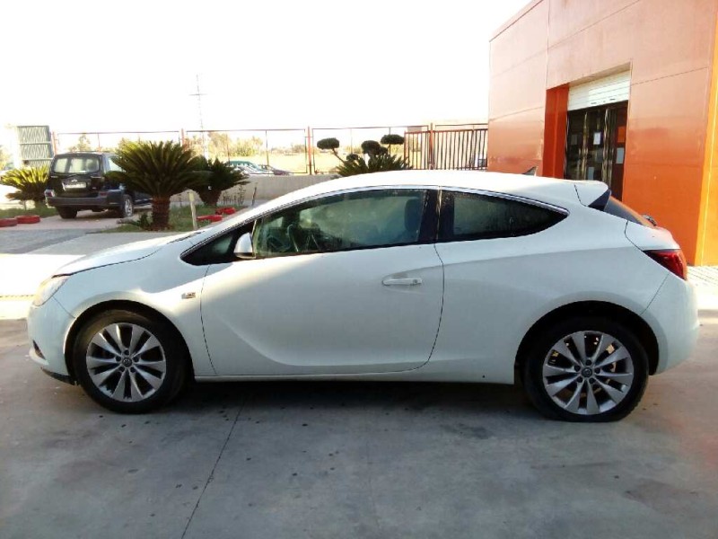 OPEL ASTRA J GTC