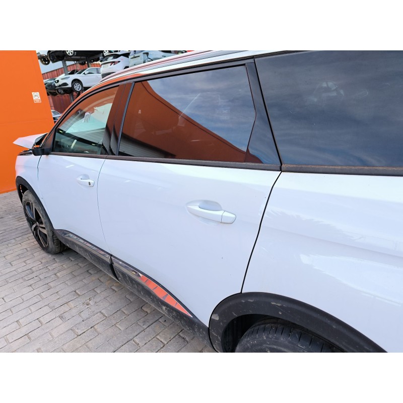 PUERTA TRASERA IZQUIERDA