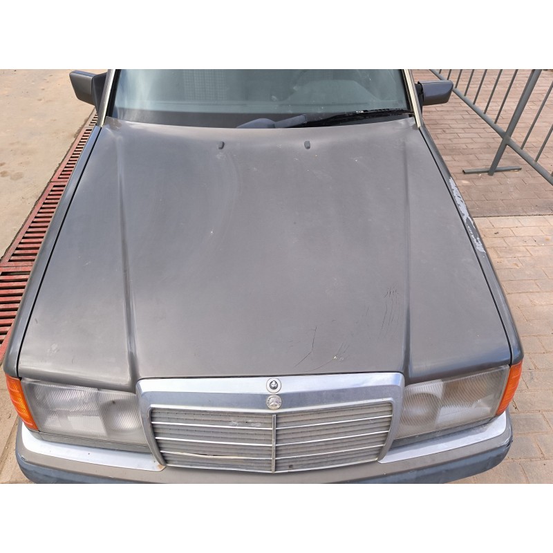Recambio de capot para mercedes-benz 124 sedán (w124) 300 d (124.130) referencia OEM IAM   