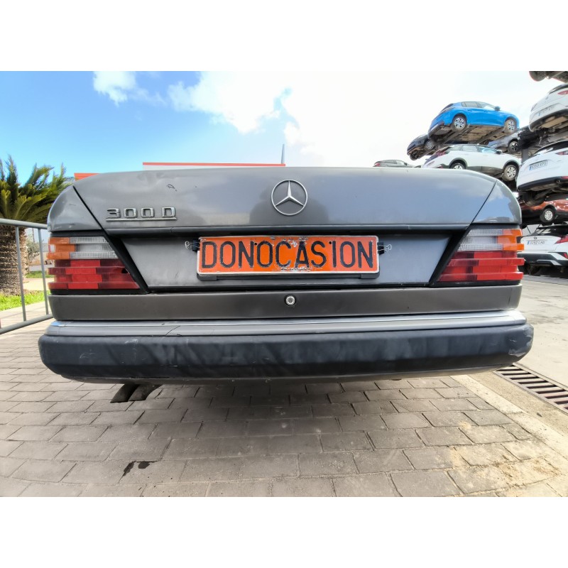 Recambio de paragolpes trasero para mercedes-benz 124 sedán (w124) 300 d (124.130) referencia OEM IAM   
