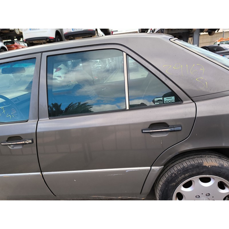 Recambio de puerta trasera izquierda para mercedes-benz 124 sedán (w124) 300 d (124.130) referencia OEM IAM   