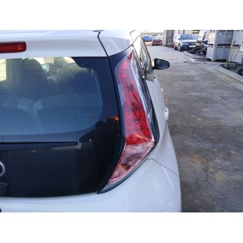 PILOTO TRASERO DERECHO 815510H110 