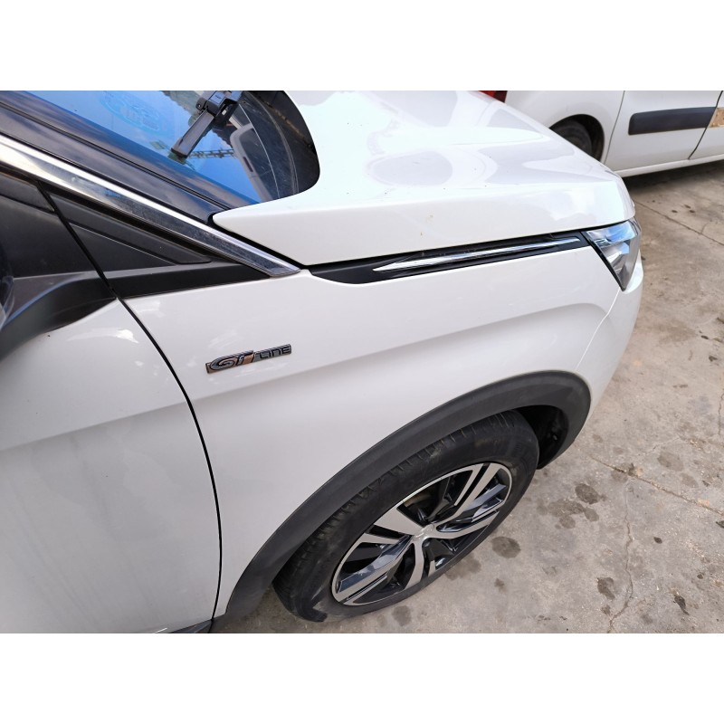 ALETA DELANTERA DERECHA